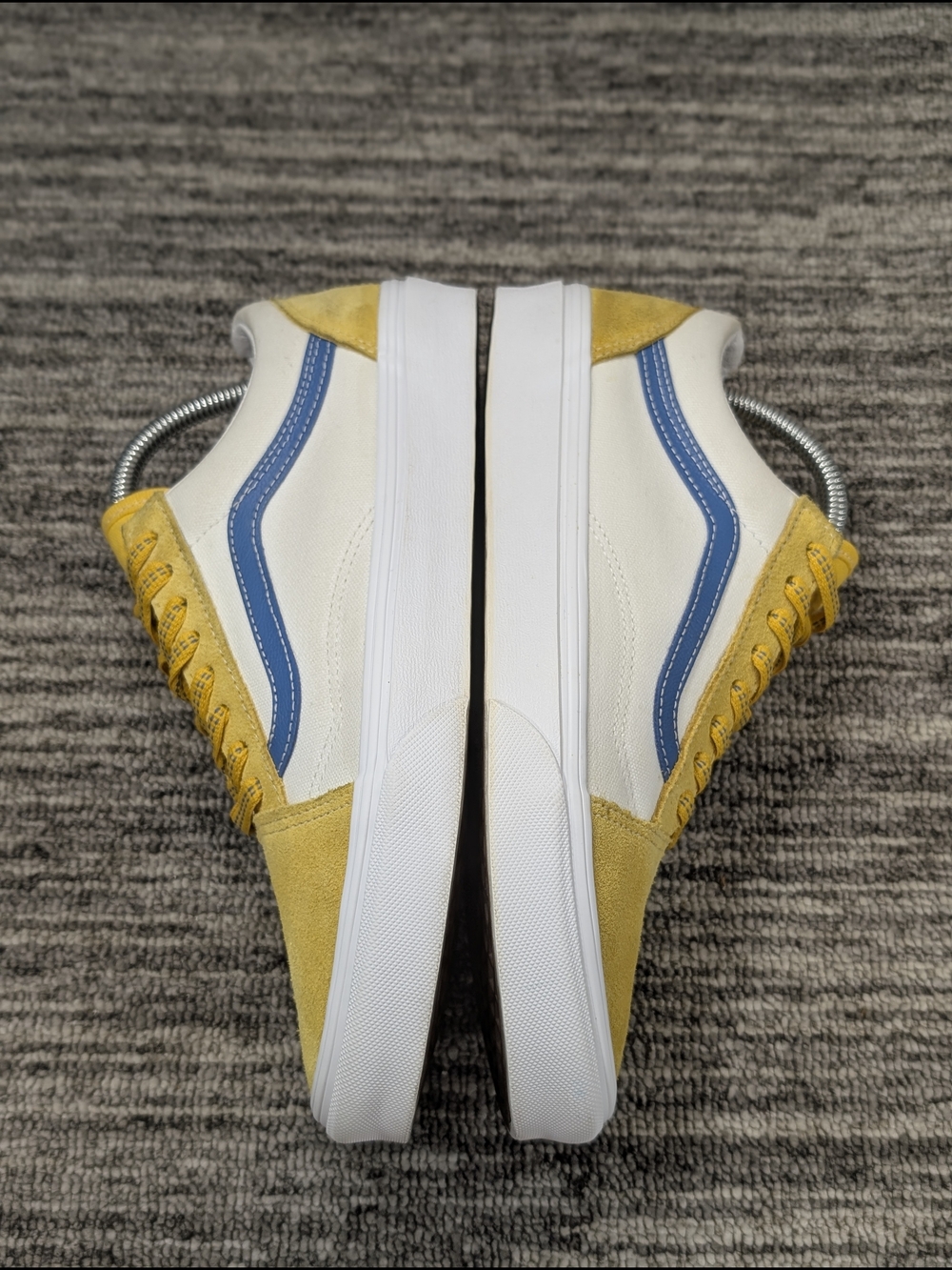 Vans Old Skool Low - White/Blue/Yellow Suede - Size 10 Women/8.5 Men - Picture 5 of 8